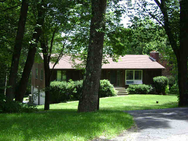 Building photograph for 35 RIDGEDALE WAY